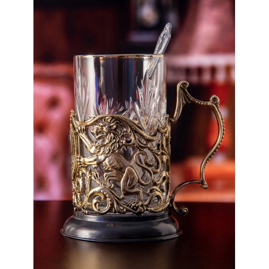 Подстаканник Настоящии? мужчина в деревяннои? шкатулке