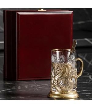 Подстаканник ручной работы "Змея", в шкатулке из массива Подстаканник ручной работы "Змея", в шкатулке из массива