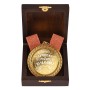 Медаль подарочная "Лучшему начальнику" в деревянной шкатулке