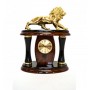 Часы из обсидиана с львом