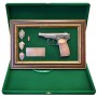 Панно с пистолетом "Макаров" со знаками ФСБ в подарочной коробке