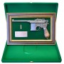 Панно с пистолетом "Маузер" в подарочной коробке