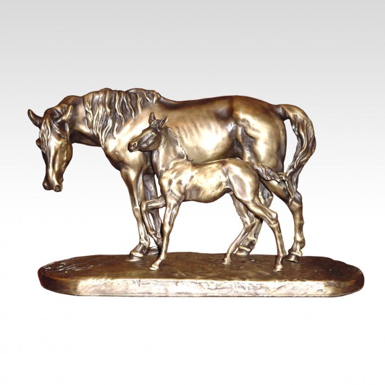 Скульптура "Лошадь с жеребенком" (большая)