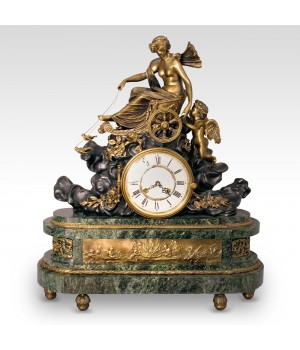 Часы "Колесница Венеры" (змеевик)