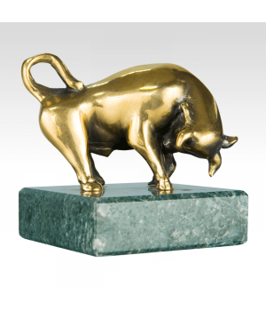 Скульптура "Марафонский бык" (на камне)