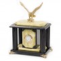 Декоративные часы из натурального камня с бронзой "Горный орел"