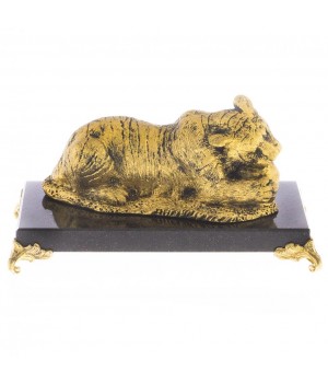 Подарочная статуэтка фигурка "Тигр с мячом" - необычный новогодний подарок Подарочная статуэтка фигурка "Тигр с мячом" - необычный новогодний подарок