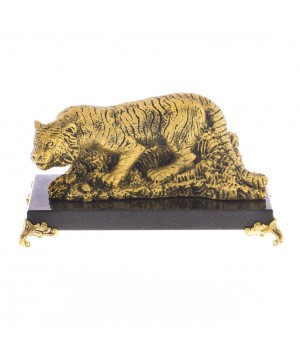 Новогодний сувенир фигурка "Тигр на охоте" - символ года тигра Новогодний сувенир фигурка "Тигр на охоте" - символ года тигра