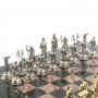 Подарочные шахматы "Подвиги Геракла" доска 28х28 см из камня креноид змеевик фигуры металлические