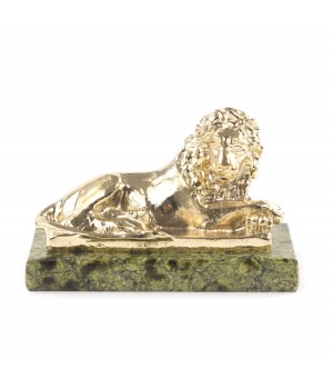 Декоративная фигурка из бронзы "Лев лежащий" на подставке из змеевика