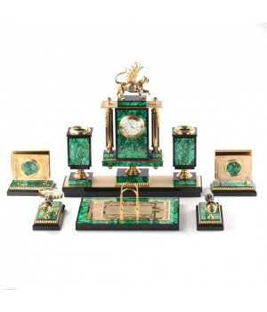 Письменный набор "Ак Барс" из натурального малахита - эксклюзивный подарок с символом Татарстана