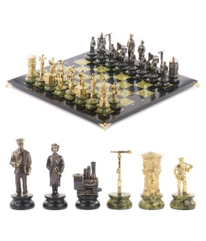 Шахматы подарочные "Железнодорожники" из бронзы и змеевика 48х48 см 116656
