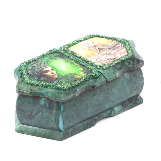 Шкатулка из камня с двумя отделениями "Хозяйка медной горы / Домик в зимнем лесу" 20х10х7,5 см 121435