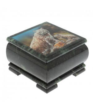 Шкатулка "Рысь и рысята" из змеевика 13х13х8 см 129497