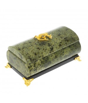 Шкатулка с ящерицей из змеевика 12х6,5х6 см 129453