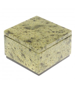 Шкатулка из змеевика 9,5х9,5х6 см 129577 Шкатулка из змеевика 9,5х9,5х6 см 129577