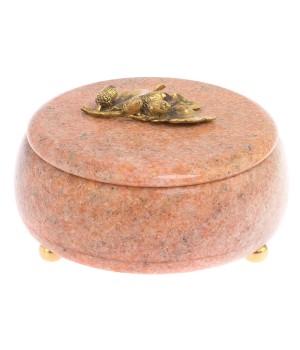 Шкатулка с декором из бронзы "Желуди" камень розовый мрамор 15х15х9 см 125511