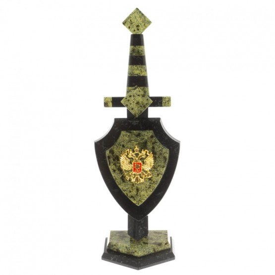 Настольный сувенир "Щит и меч" камень змеевик 10х7х28 см 113896