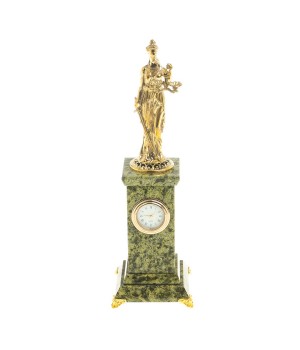 "Фемида - богиня правосудия" - декоративные часы с фигуркой из бронзы камень змеевик