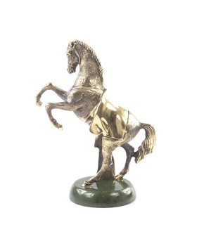 Бронзовая статуэтка "Конь на дыбах" на подставке из камня нефрит