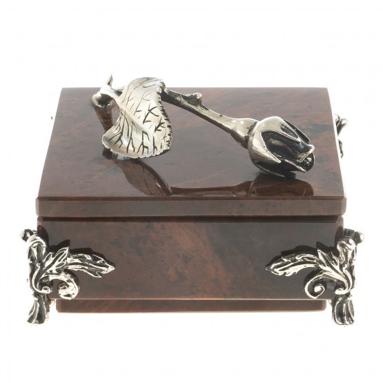 Шкатулка для хранения ювелирных украшений "Роза" камень обсидиан бронза