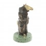 Бронзовая статуэтка "Конь в пальто" из нефрита 127551