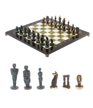 Шахматы из бронзы "Идолы" доска 44х44 см мрамор, змеевик / Шахматы подарочные / Шахматный набор / Настольная игра