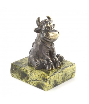 Сувенир "Бычок с подковой" бронза змеевик - символ 2021 года