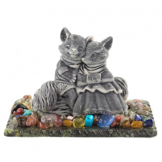 Сувенир "Пара лис на бревне" из мрамолита 120594