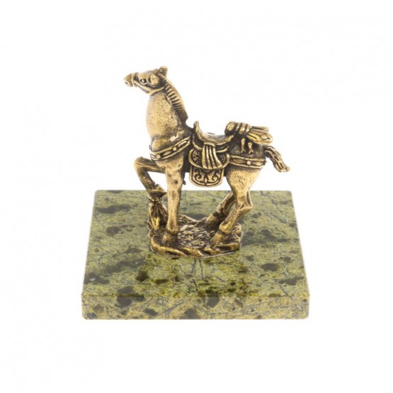 Статуэтка "Лошадь с мухой " из змеевика и бронзы 6х6х6 см 129940